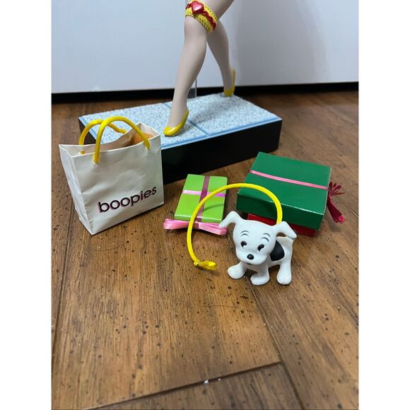 Danbury Mint Betty Boop Porcelain Collector 16" Doll "Shopping Spree" 1996 - Picture 5 of 16